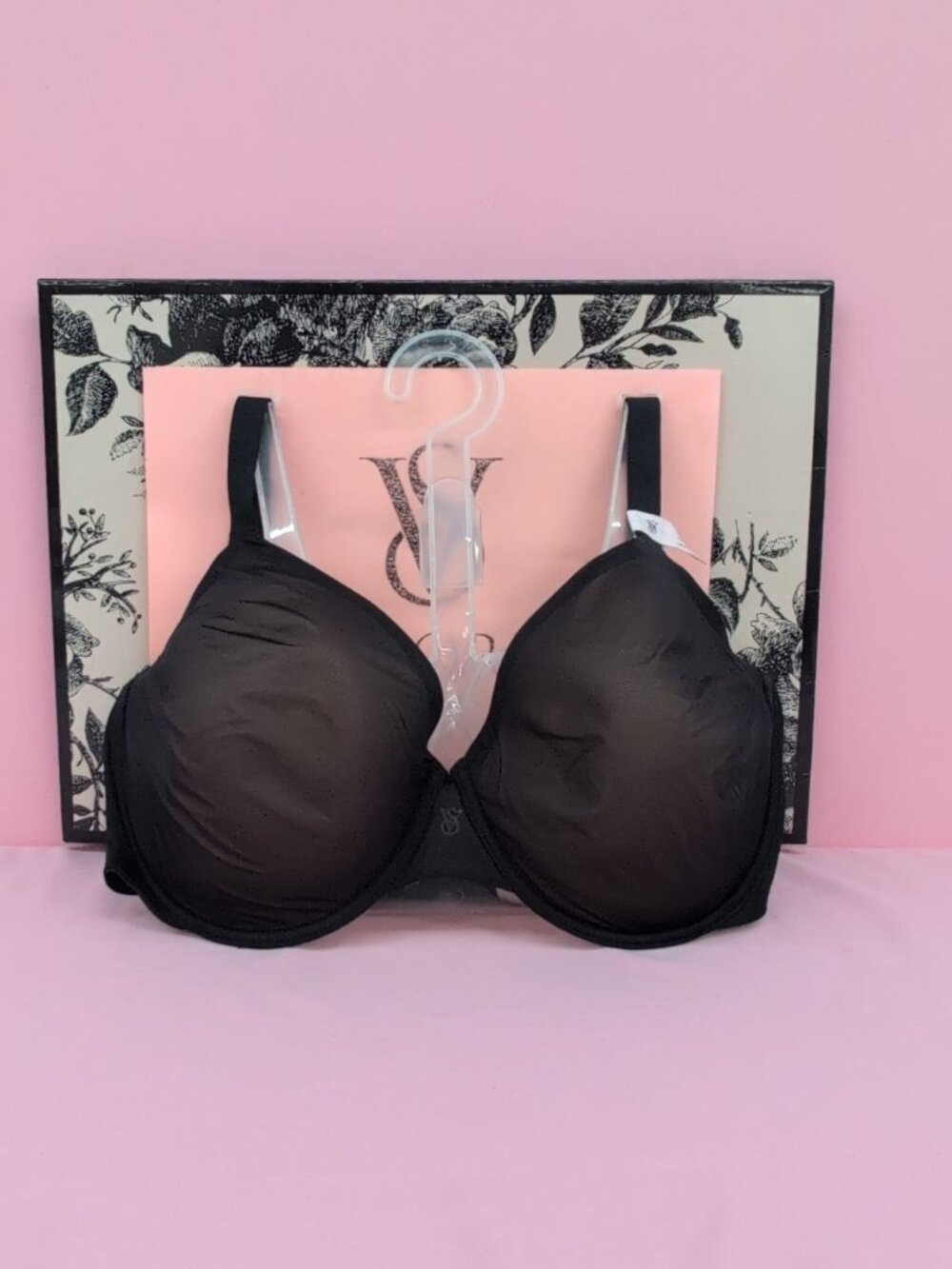 Victoria Secret Very Sexy Angelight Full Coverage Spacer Bra 36DD Black